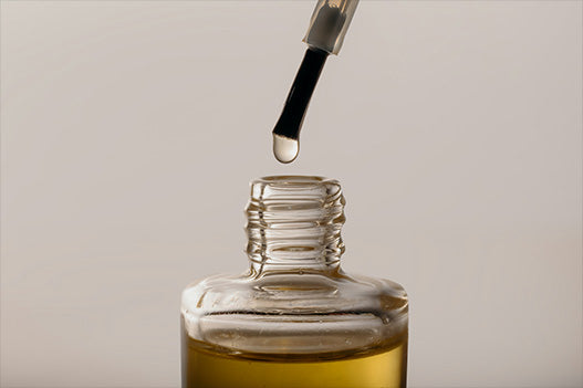 Aceite de oliva virgen extra y conservación correcta para mantener sabor y antioxidantes